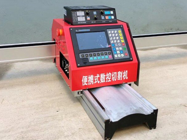 Виготовлене в Китаї металорізальні машини CNC плазмовий різальний верстат